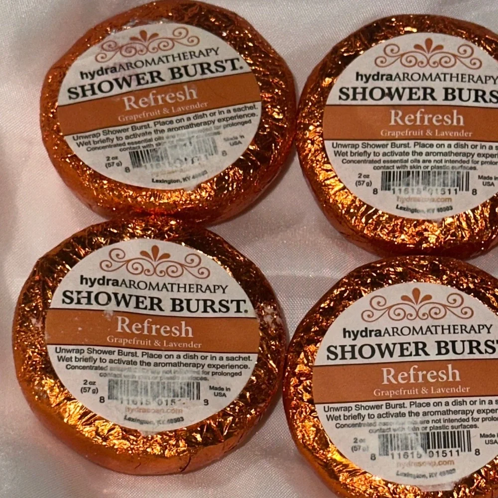 Shower Burst Refresh Orange HydraAromatherapy Refresh Grapefruit & Lavender